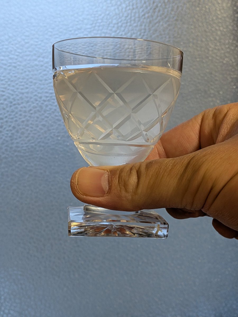 ベルギー王室御用達名門ガラス会社のカッティングガラス盃３点（日本の三ッ重盃？） ベルギー王室御用達名門ガラス会社のカッティングガラス盃3点（日本の三ッ