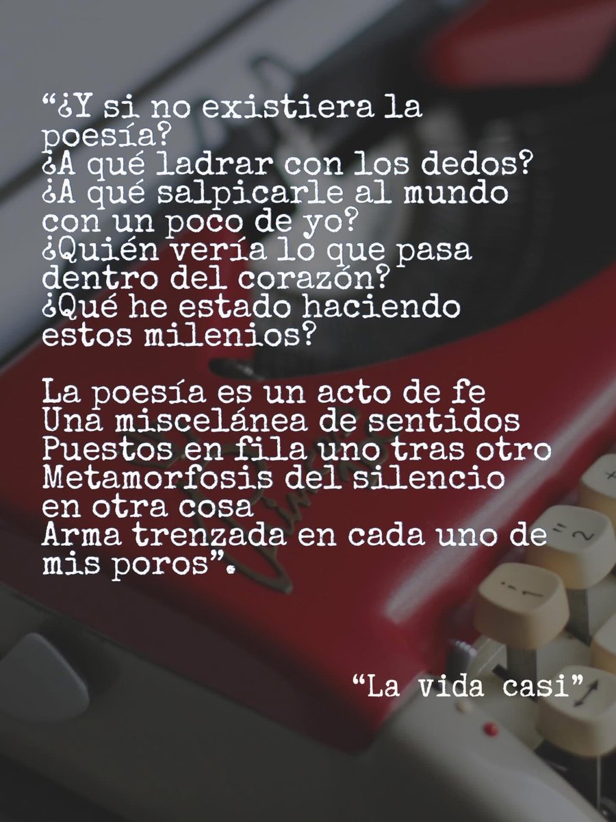 📗 También hay espacio para pensar la poesía desde lo social y hablar de ella y desde ella, de tú a tú, no como algo ajeno a la realidad, sino como una forma más de intervenir en ella. 

Y pregunto:  ¿qué es la poesía, qué no lo es? ¿Tiene sentido hoy? 👉🏻 grupoj3v.com/product/la-vid…