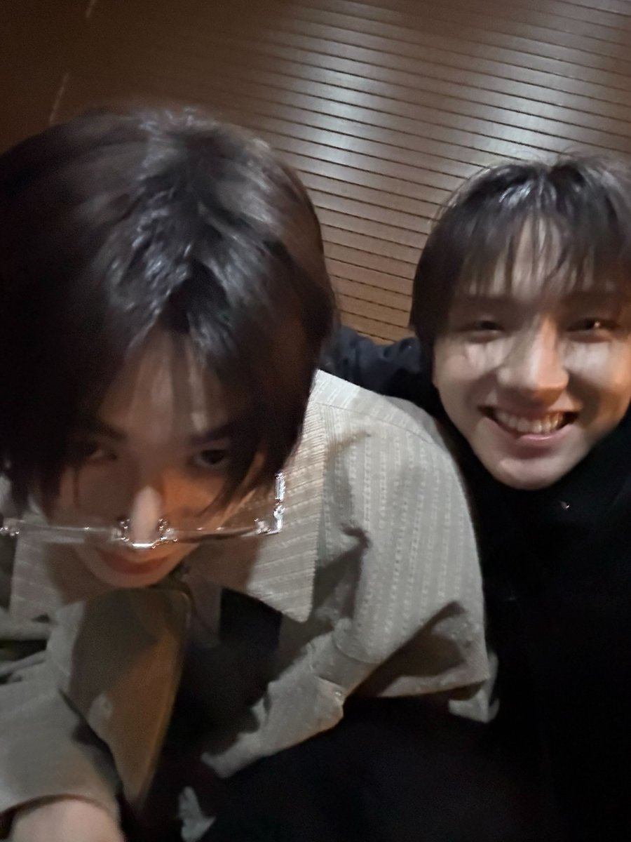 Sanhakclub_zip's tweet photo. 260126 위버스 #산학회 https://t.co/WYNbIcG0oE