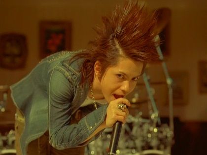 visualunatic's tweet image. この間カラオケ行ったらなぜか一瞬ラルク祭りになったのだが、どの時代のどの方向性のhydeもカッコ良いのおかしくねえか？？？とMV出てくるたび騒いでた