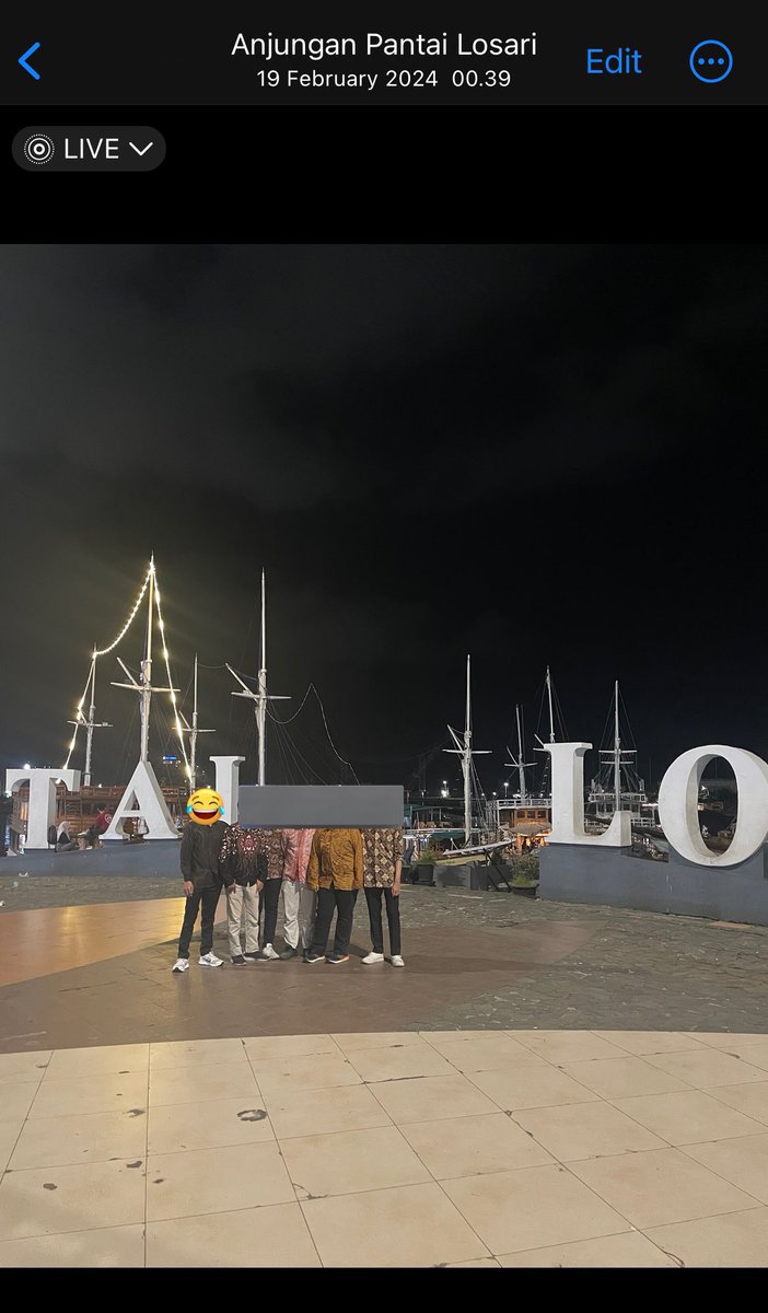 your name tweet media