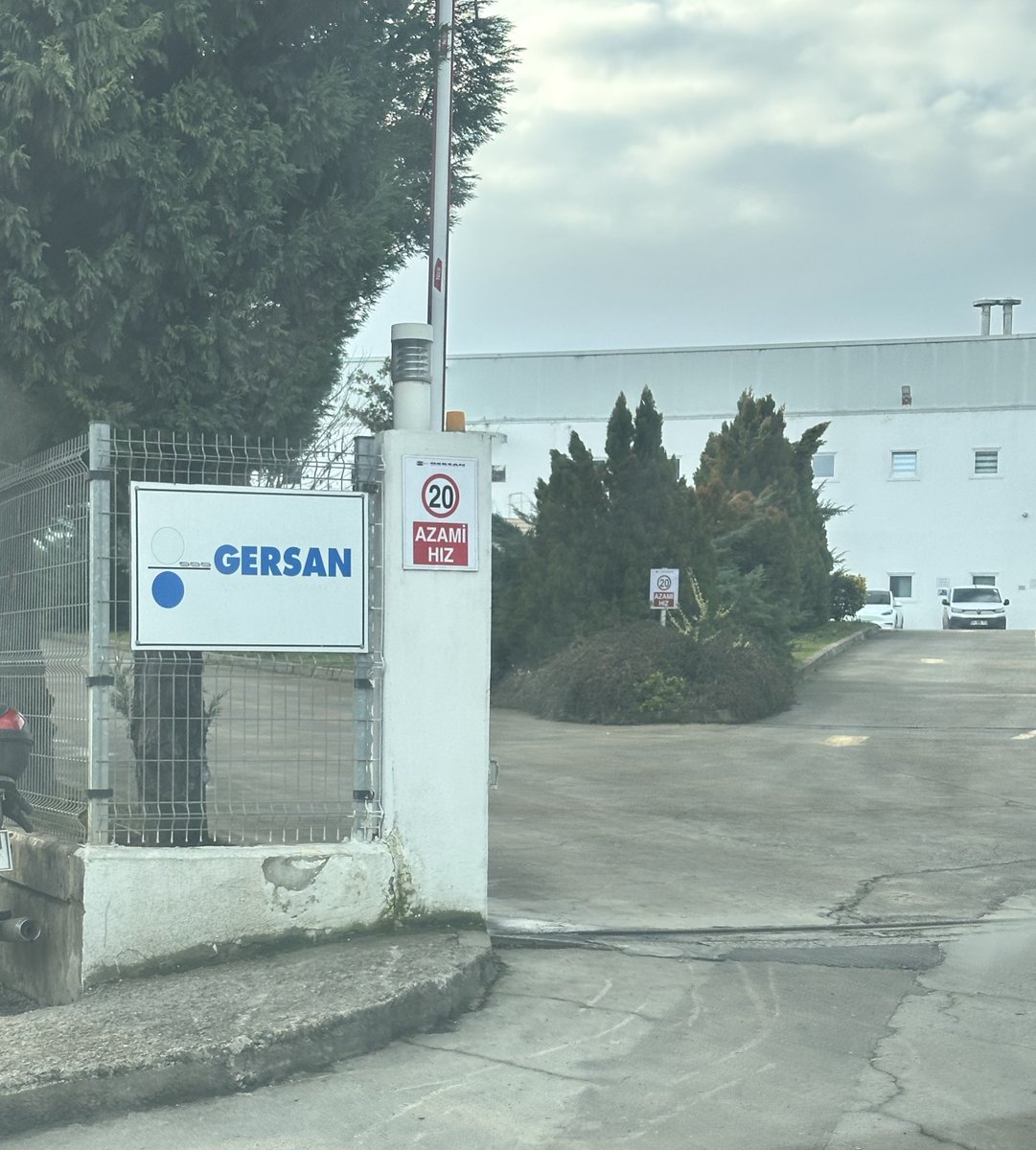 BORSACIGASSAL's tweet photo. Mekandayız bir arzusu talebi olan yazsın #gerel #gersan https://t.co/eiTi1kpUxt