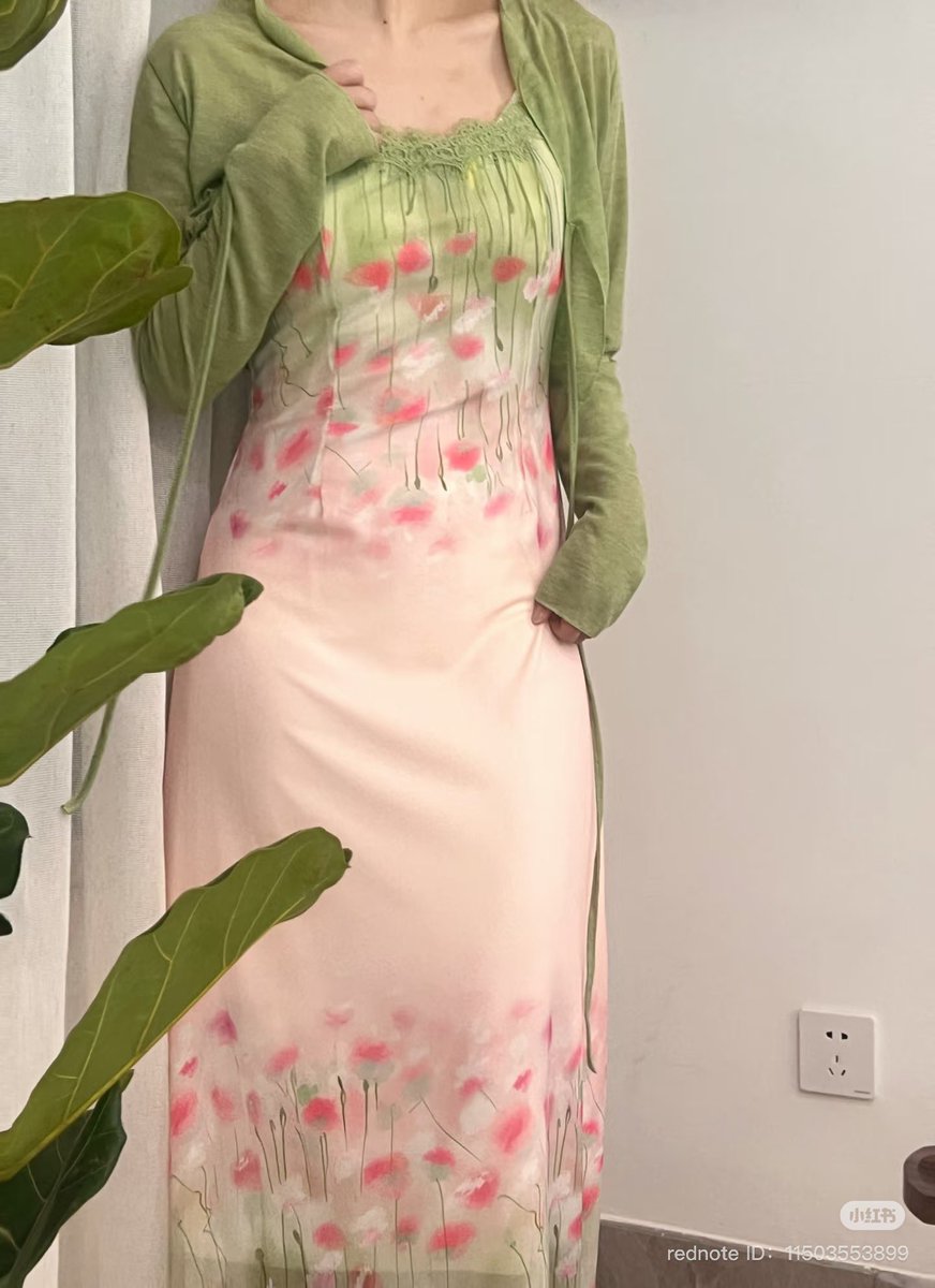 myorensarea's tweet photo. recent color combination outfit 

a thread https://t.co/M3igXcXUsE