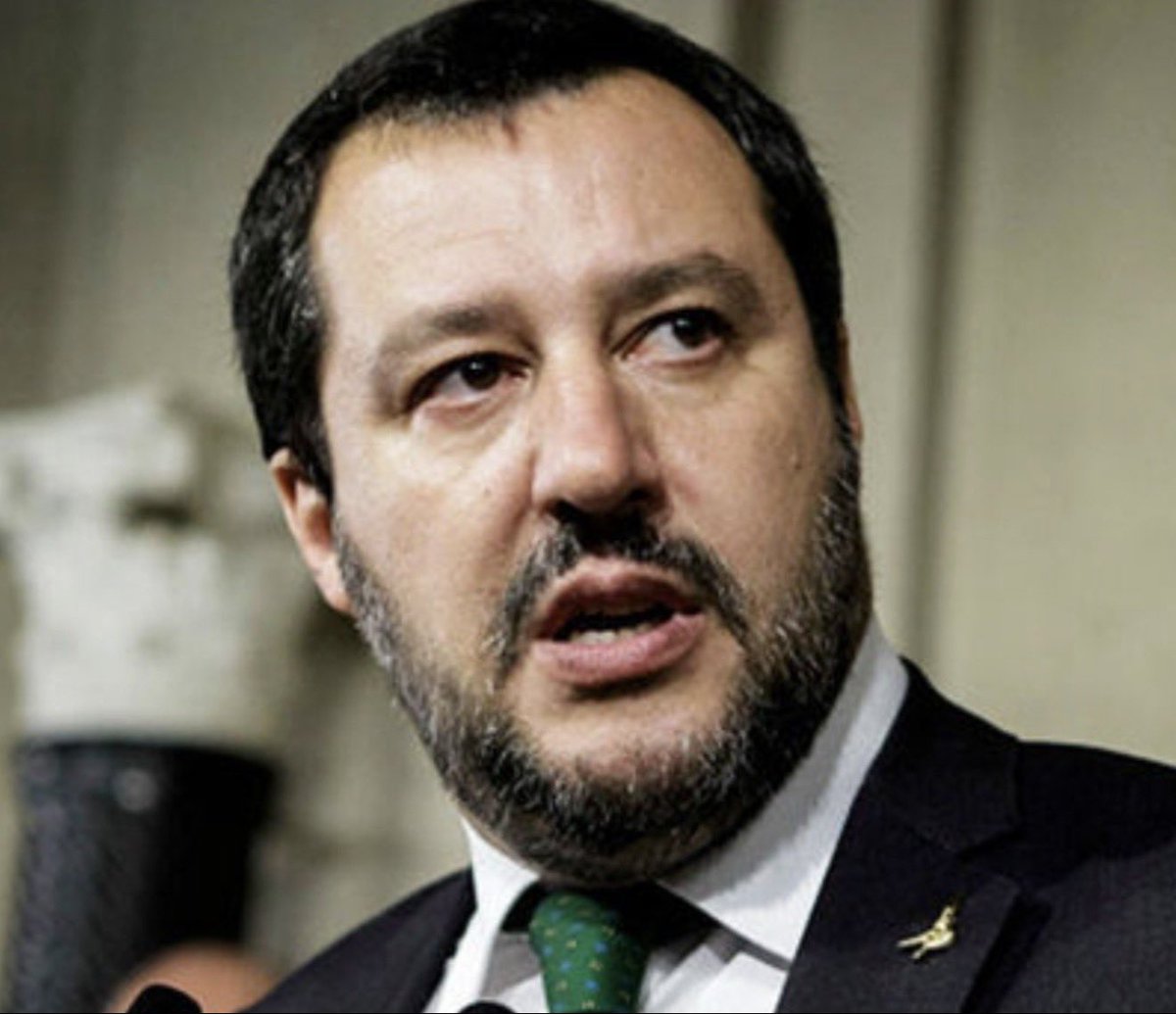 Georg_Pazderski's tweet photo. Italiens Vizepremier Salvini kritisiert Selenskyj scharf!

„Nach all dem Geld haben Sie immer noch die Frechheit, sich zu beschweren – mein Freund, Sie verlieren den Krieg, Sie verlieren Männer, Glaubwürdigkeit und Würde!“

„Unterzeichnen Sie das Friedensabkommen so schnell wie möglich.“