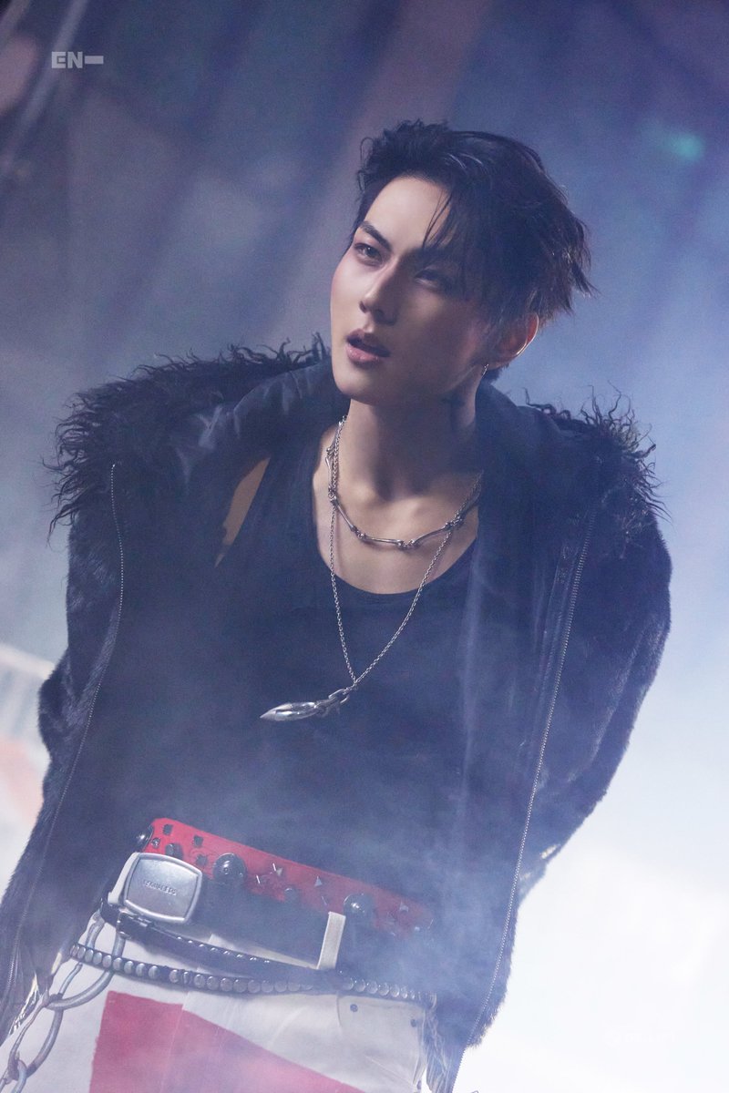 Knife> MV Photo Sketch 📸 (1) #정원 #JUNGWON #ジョンウォン