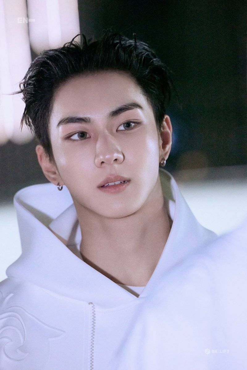 mmpjs_'s tweet image. ผมให้เลยวะ ทรงผมเปิดหน้าหล่อ