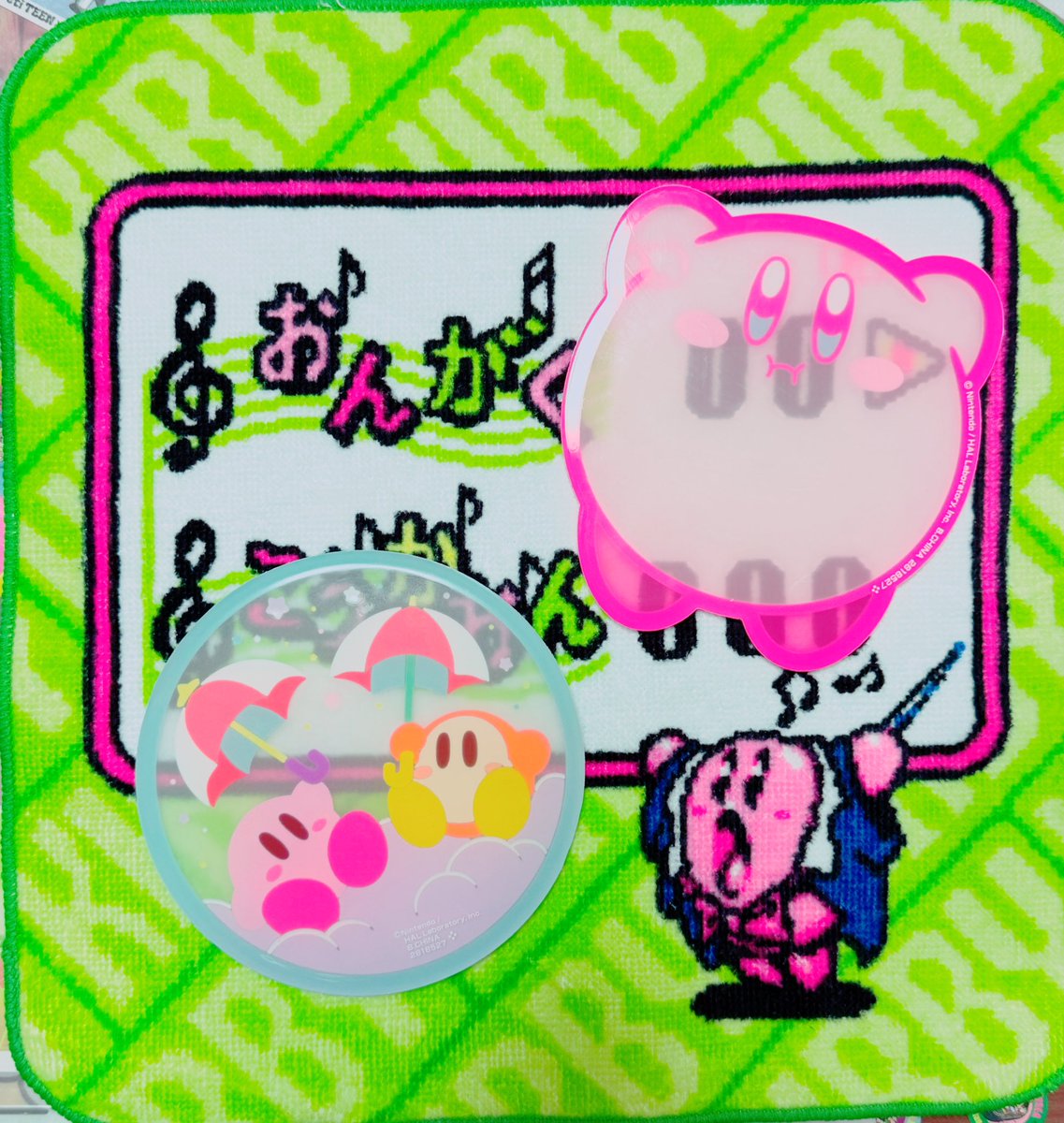 カービィ #カービィ写真部 ほんとだ！裏も可愛い♡ ホバちゃんは変わらない🤭