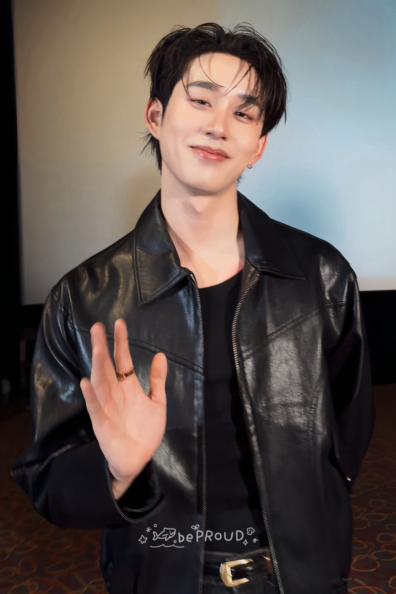 PROUDofGEMINI's tweet image. Miss you already @EstRvp 💙💕

#WilliamEst1stFMinSingapore
#Est_Rvp