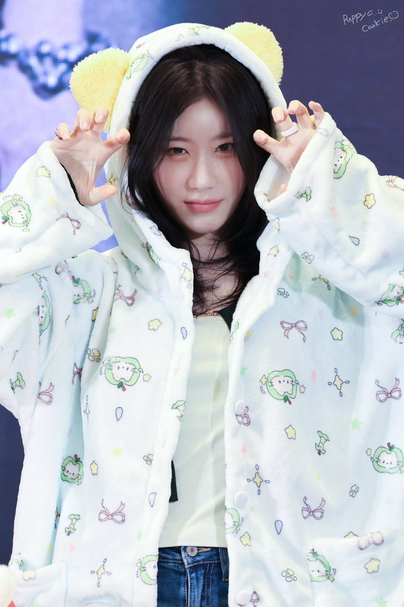 Cookieeee tweet media