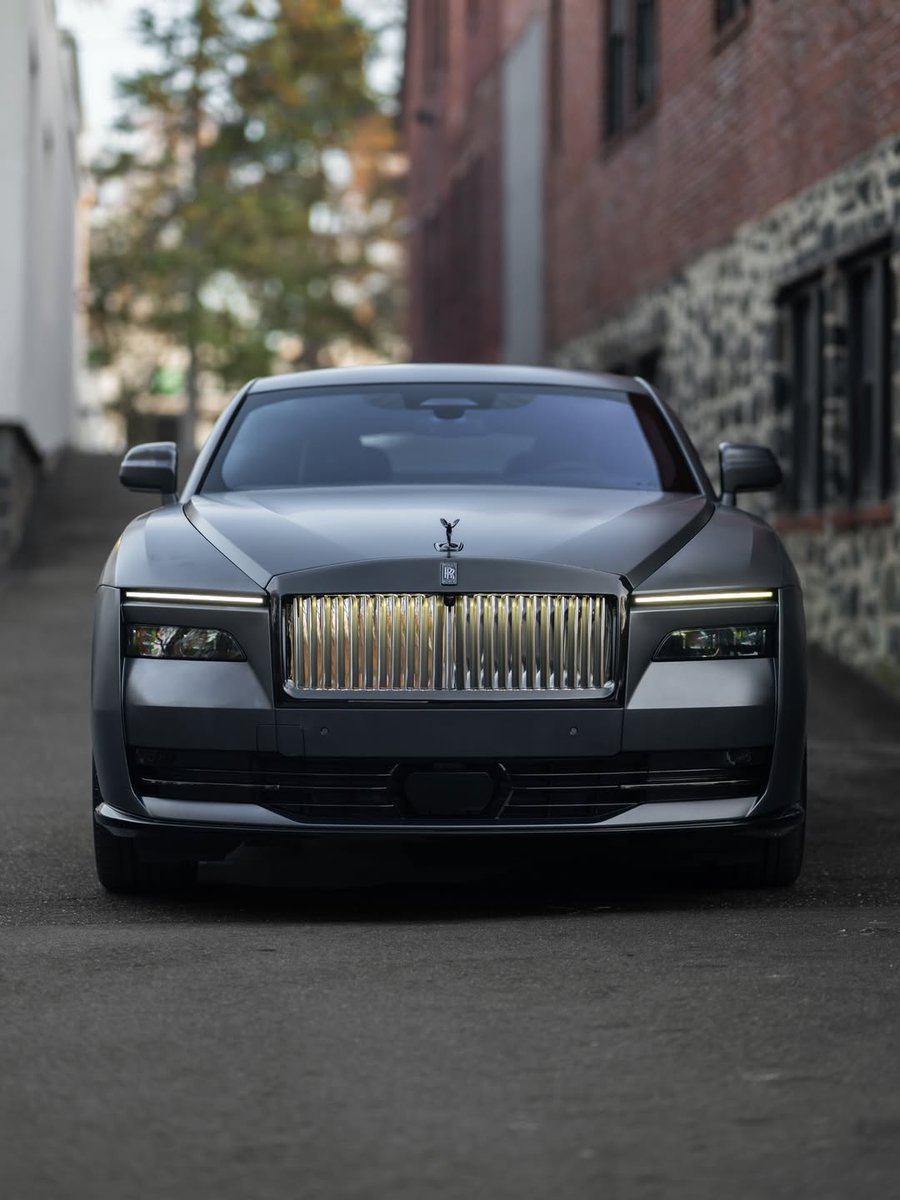 nocarcontext's tweet photo. 2026 Rolls-Royce Black Badge Spectre 🩶🩶 https://t.co/WOyY8QjHwn