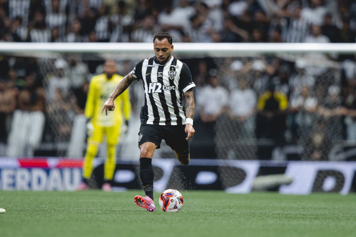 Estamos há tweet media