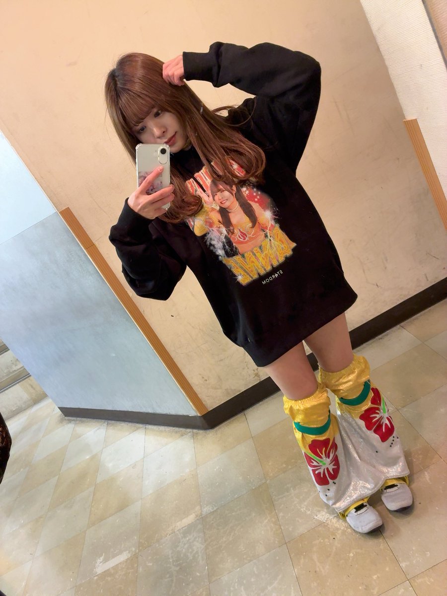 ラップパーカー本日の23:59までだよ！ おそろっちしよ〜🌺 #STARDOM