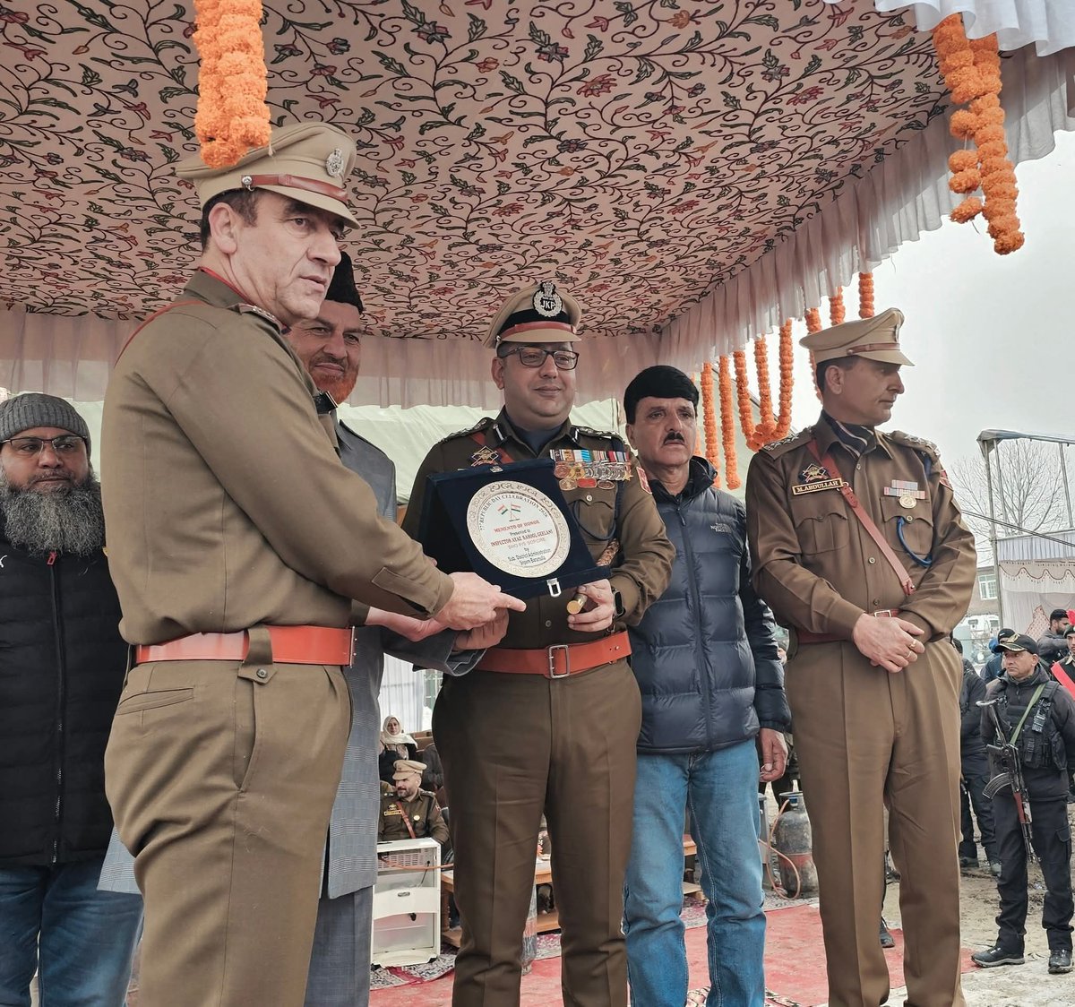 SHO Sopore Ayaz Geelani Shab honoured with the Best Performance Award in recognition of his exemplary service, dedication,and outstanding contribution towards maintaining law &amp; order and public safety..
<a href="/SoporePolice/">Sopore Police</a>