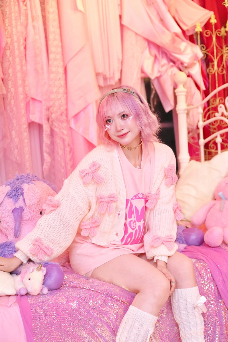 5大容量☆派手髪 超ピンク!! かぶらない美しさを演出☆ 5大容量☆派手髪 超ピンク!! かぶらない美しさを演出☆ 美容業界の暖色