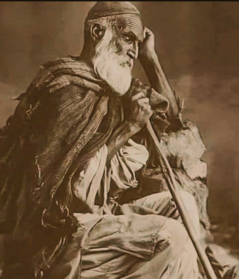 "Nasipsizliği sordular meczuba.. 

Dedi ki, vaktin ve mülkün sahibine, Mülkünde vakit ayırmamaktır.. "