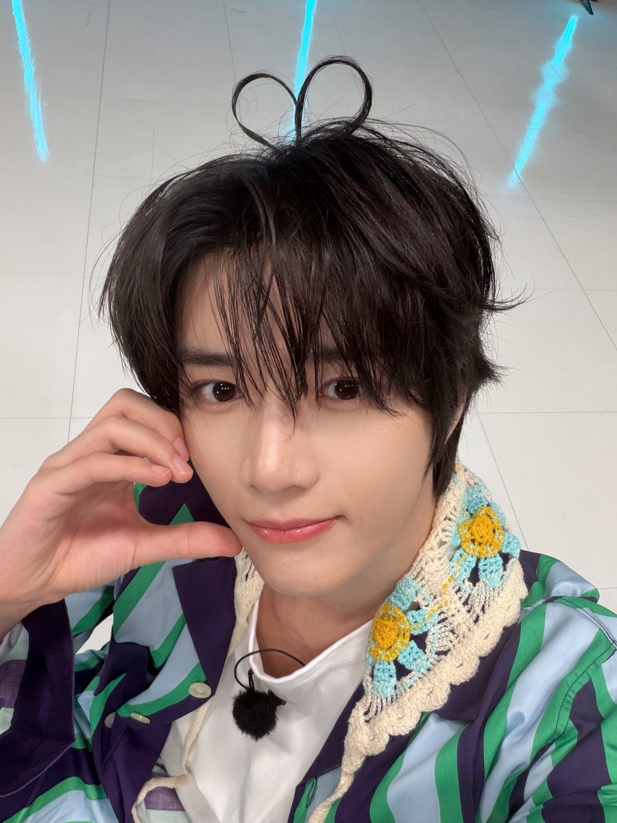L0VELYBEOMIE's tweet image. STOPPP THIS IS ONE OF MY NEW FAVORITE BEOMGYU SELCAS EVER