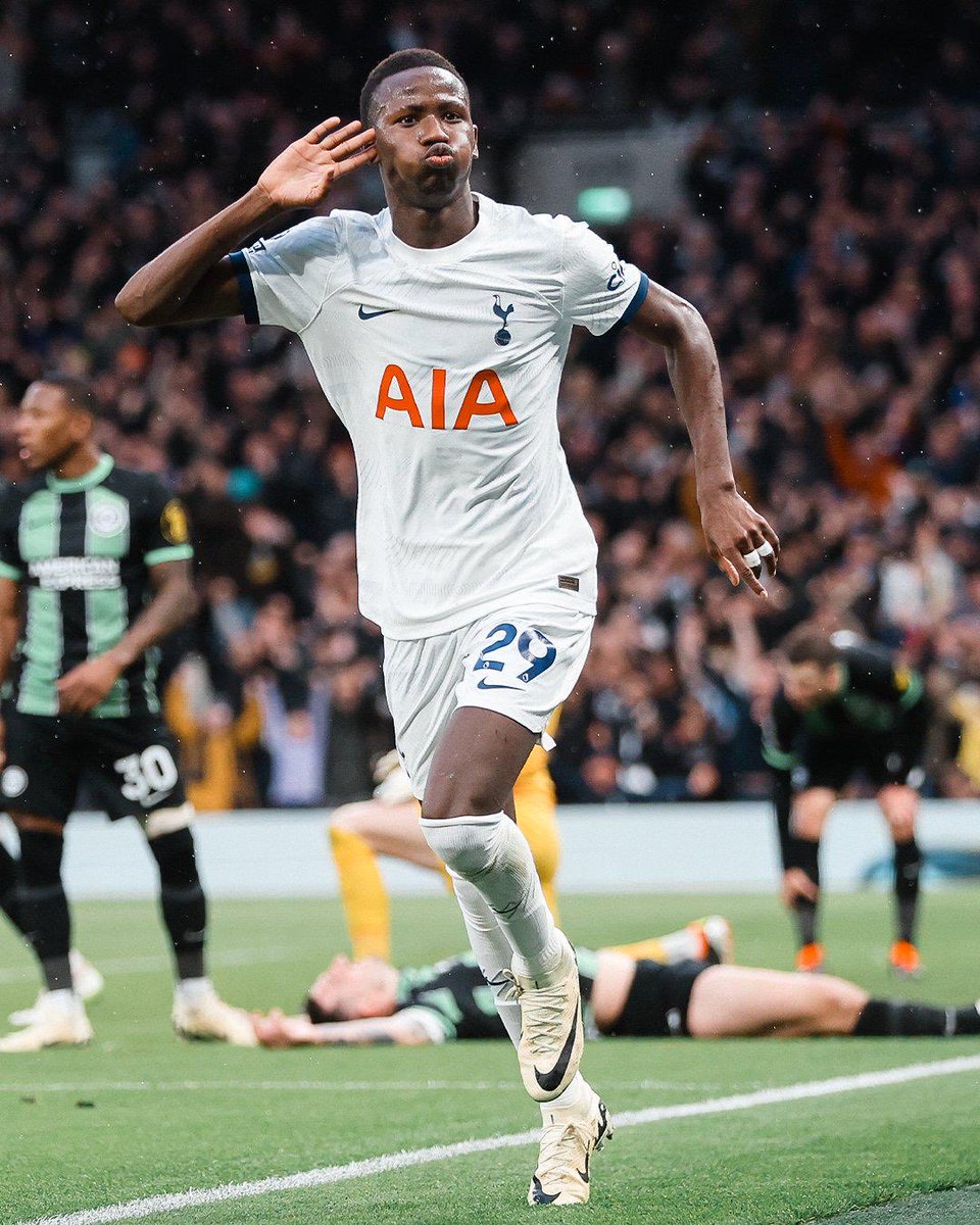 Pape Gueye transferini ister misiniz?
Rt yapın lütfen herkes görsün
1) Evet
2) Hayır