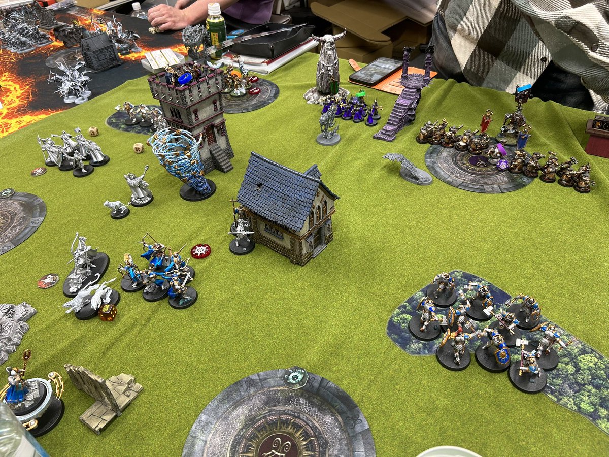 tetra765's tweet image. お疲れ様です。
AoSブートキャンプ2月分のツイプラ立てました。
今年度は残すところ、2月が1500p通常ゲーム回、3月は2チームに分かれて行う大規模戦。
皆さん奮ってご参加くだされ。
よろしくお願いします。