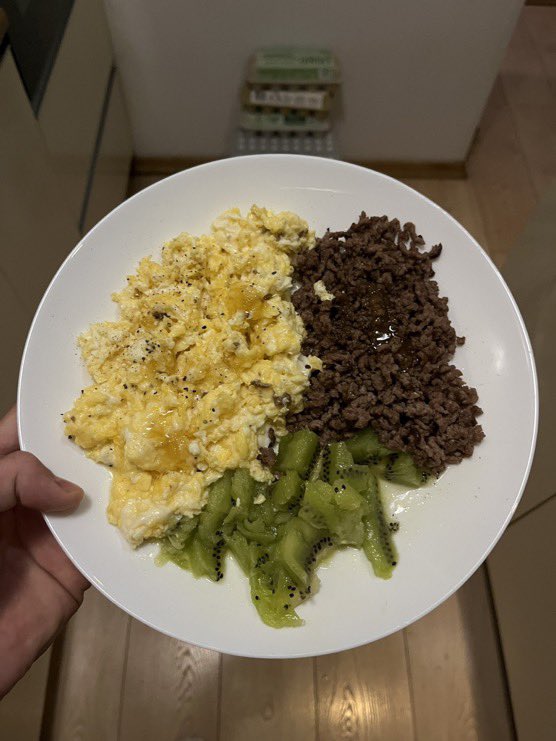 Hoopss's tweet image. 90% of diseases would vanish if everyone started eating this way…