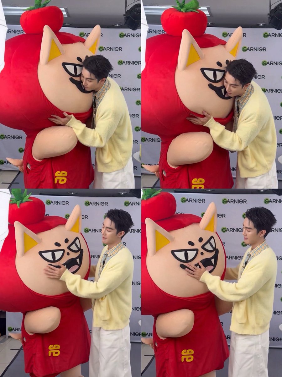 YTtheshipper's tweet image. mafox love papa so much 🥰

FORCEMAFOX GARNIER LIVE 
#GarnierMochiCreamxForceTomafox