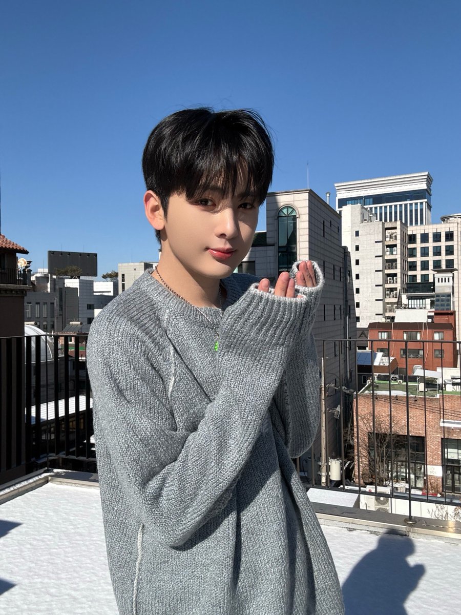 fantasyboys_mem's tweet image. [#링치] 

눈이 온다 ☃︎ *･ﾟ-°❄️

#FANTASYBOYS #판타지보이즈
#LINGQI