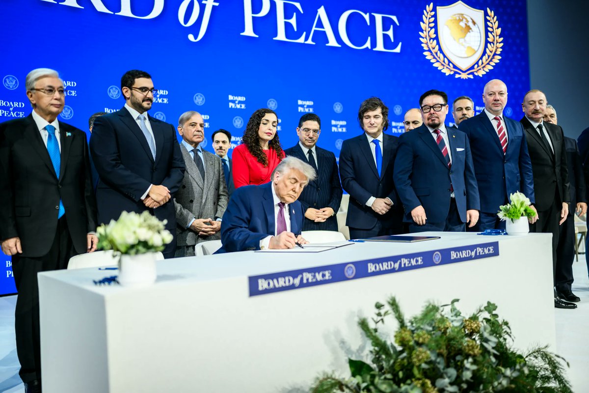 President Trump ratifies Board of Peace in historic ceremony, opening path to hope and dignity for Gazans. Full article here: whitehouse.gov/articles/2026/…