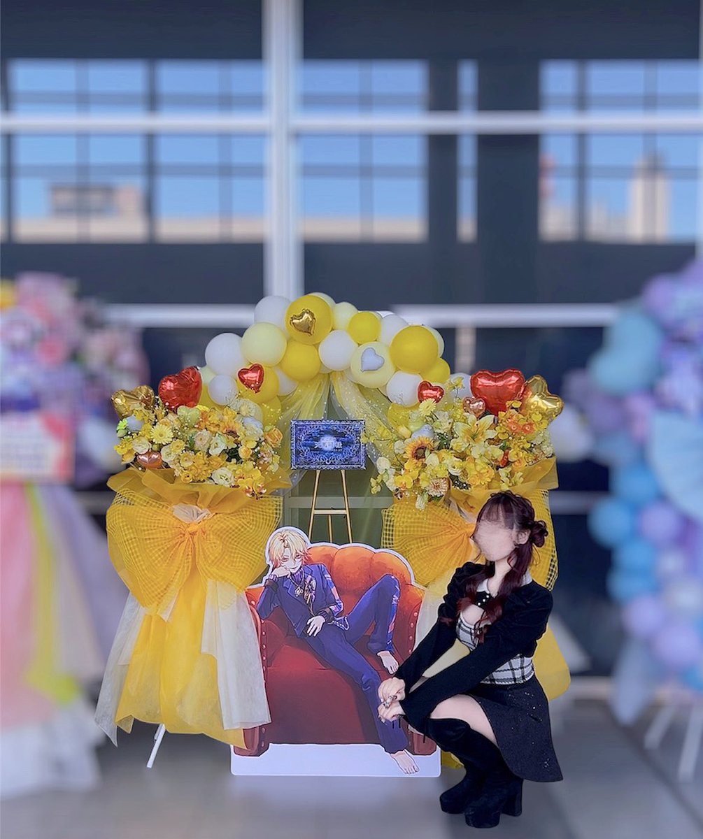 __piki77's tweet photo. この度セカライ5th東京にて天馬司くん宛にフラスタを贈らせていただいてました…！✦.°

アーチの中に司くんが座っている、とても
存在感のあるフラスタにしましたჱ̒՞ ̳ᴗ ̫ ᴗ ̳՞꒱
改めまして、天馬司くんご出演おめでとうございました🌟 https://t.co/j6iFwNI8mF