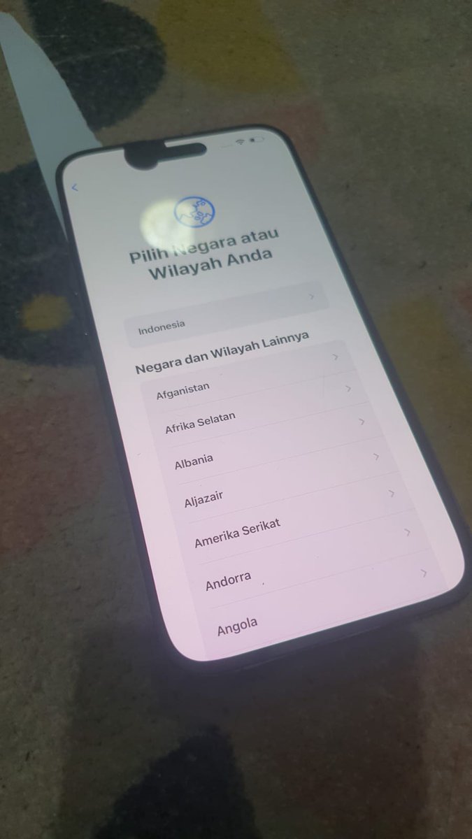 LU PERNAH LIHAT ANAK 12 THN KELAS 7 SMP RAKIT IPHONE GA?

ITU ADEK GUE! RAKIT IPHONE FULL SENDIRI

GILA!