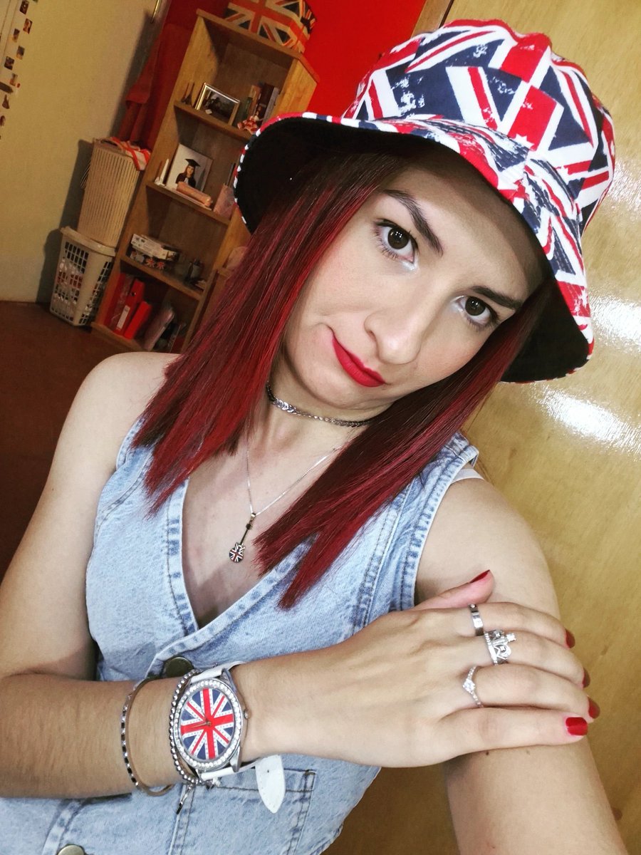 JMlapeli's tweet image. 31 vueltas al sol 🎈
Hbday a mi 🎂