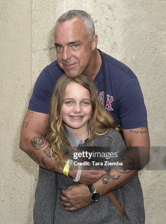 Wishing Cora a Happy birthday <a href="/welliver_titus/">TitusWelliver</a>  !!
Hoping she has a lovely day