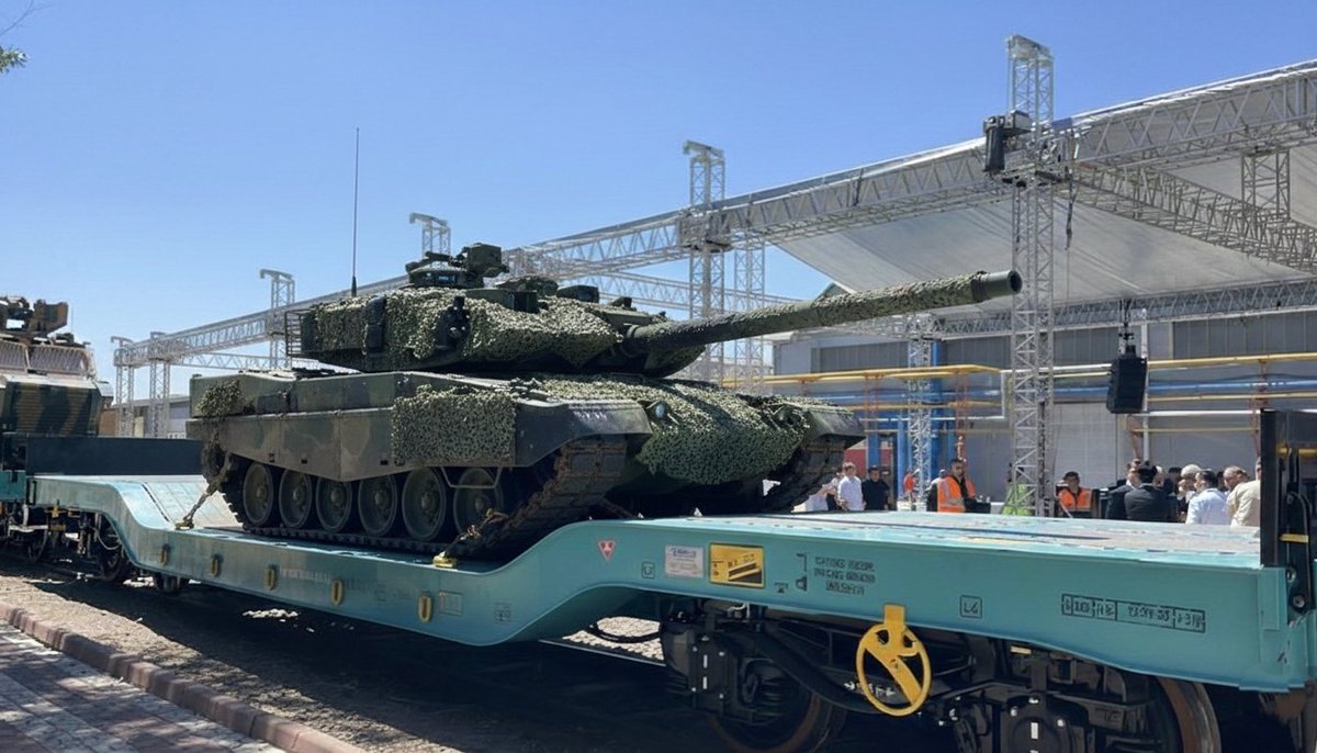 ogzhn_uyg's tweet image. TÜRASAŞ ÜRETİMDE REKOR KIRDI!

TÜRASAŞ, Seri üretime geçtiği Askeri Tank Taşıma Vagonu Projesinde, 2025 yılında 100 adet üretim yaparak 2 yıllık üretimi 1 yılda tamamladı.
@turasasgm