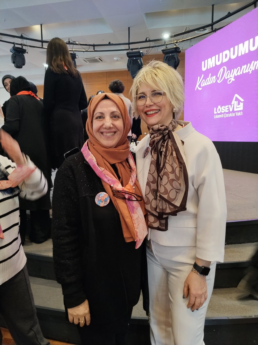 Sayın Hülya ÜNVER yeni yaşınız hayırlı olsun Nice sağlıklı mutlu huzurlu Sevdiklerinizle uzun yıllar dilerim 😘🧿💐🎂
Canım Bacım benim Seni çok Seviyorum iyiki hep yanımızda sınız LÖSEV mızın göz bebeği CUMHURİYET KADINI
SEN HEP VAROL🇹🇷
<a href="/ustunezer/">Dr. Üstün EZER</a> 
<a href="/hulya_unver/">Hülya ÜNVER</a> 
<a href="/julidearifoglu/">Dr.Julide Arifoğlu</a>