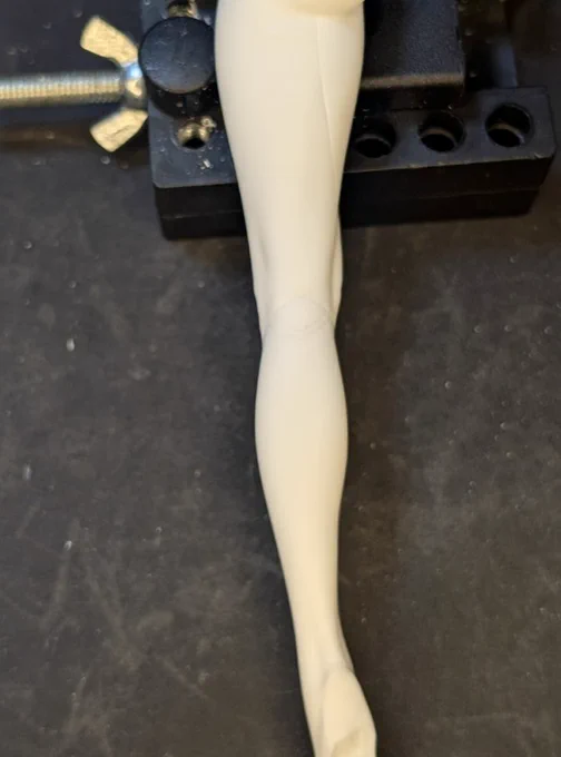 臨戦リオwip 原作実装前のキットなのでお膝の箇所をモールド掘って原作に近づけました