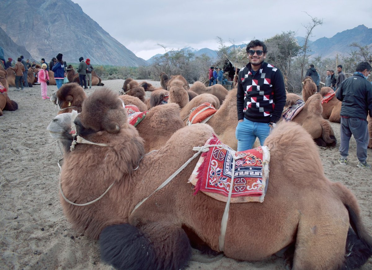 हर्ष श्रीवास्तव tweet media