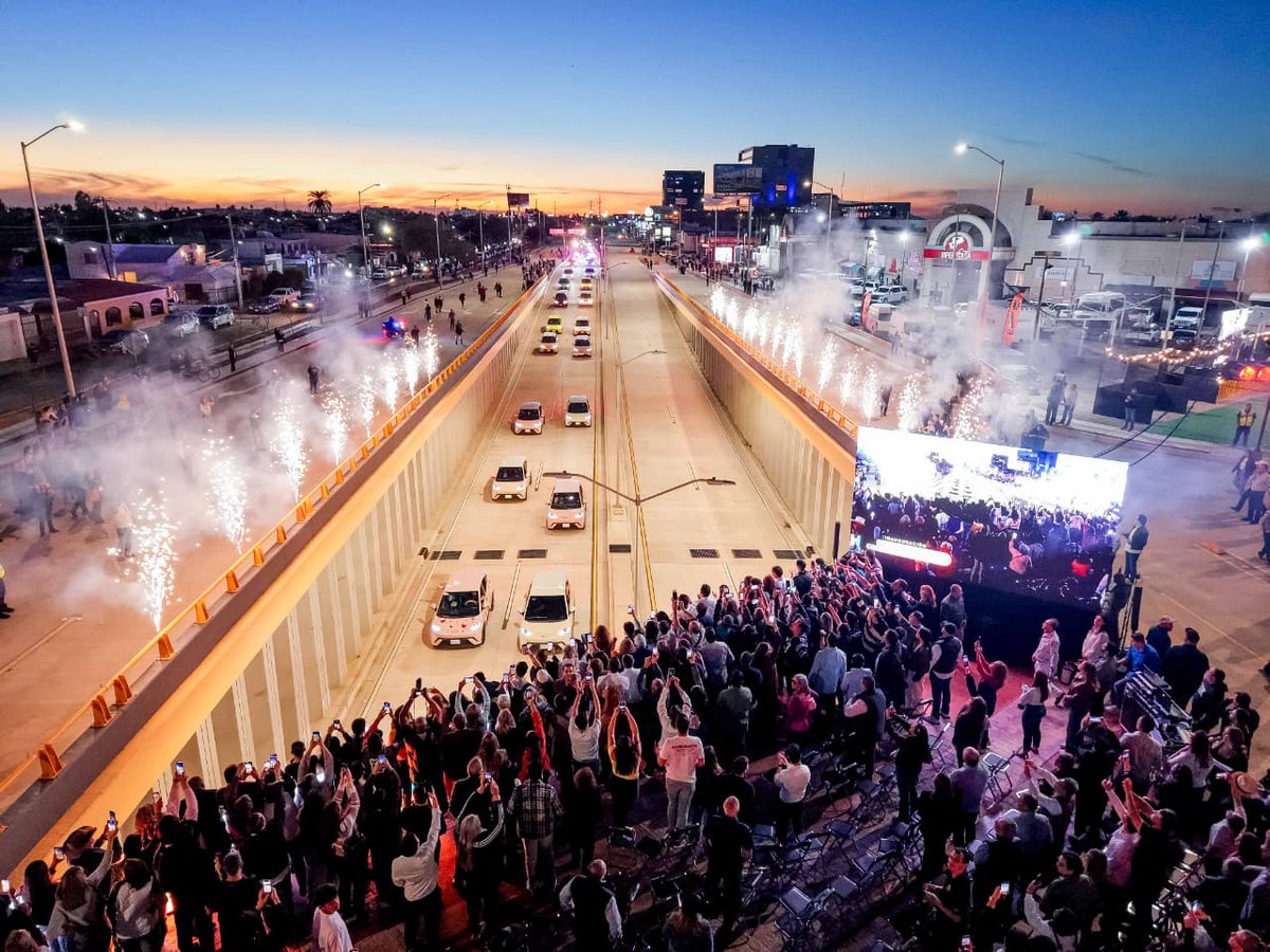 OLOR A DINERO   "La obra que algunos no querían ver (pero miles sí necesitaban)"
oloradinero.com/vernoticias2.p…
La apertura del paso a desnivel Colosio–Solidaridad marca un cambio tangible para la movilidad del Poniente de Hermosillo. Esta segunda entrega responde a las críticas