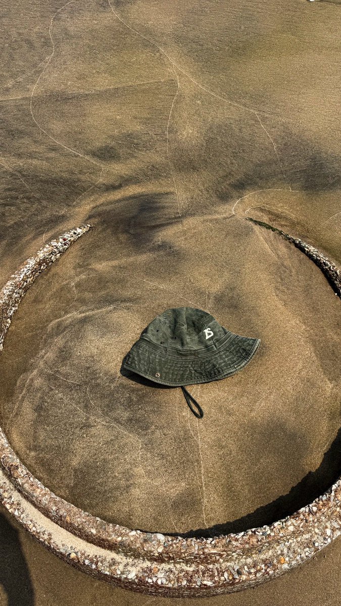 Lifestyle tweet media