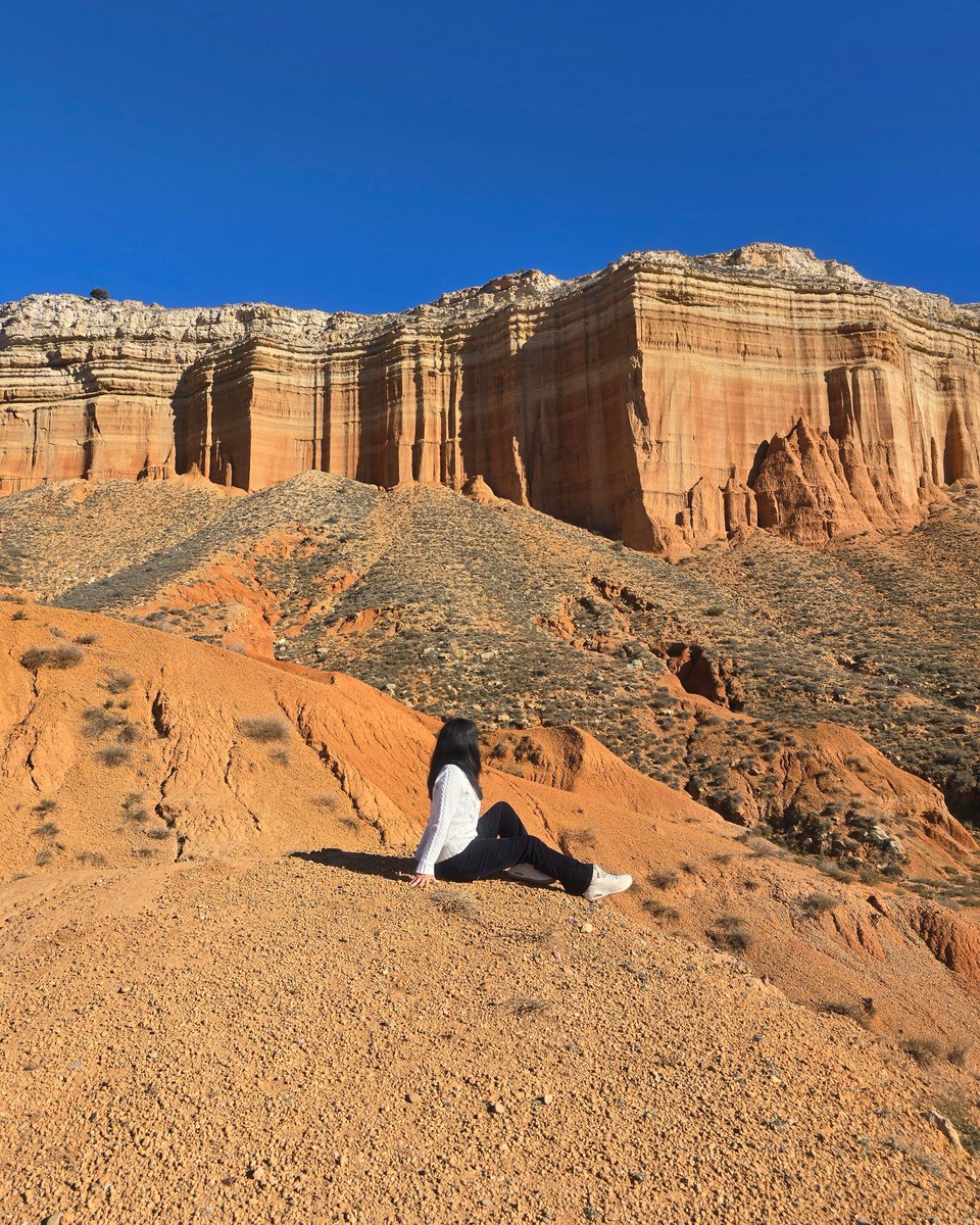 objetivo_viajar's tweet photo. 🌟Pueblos con encanto, naturaleza, cielos impolutos, cultura y tradición, exquisita gastronomía... Si aún no conoces la provincia de #Teruel, sigue leyendo. Te aseguro que @SienteTeruelDPT dejará de ser tu destino pendiente para convertirse en el preferente  🧵#SienteTeruel https://t.co/PD4idfCdkq