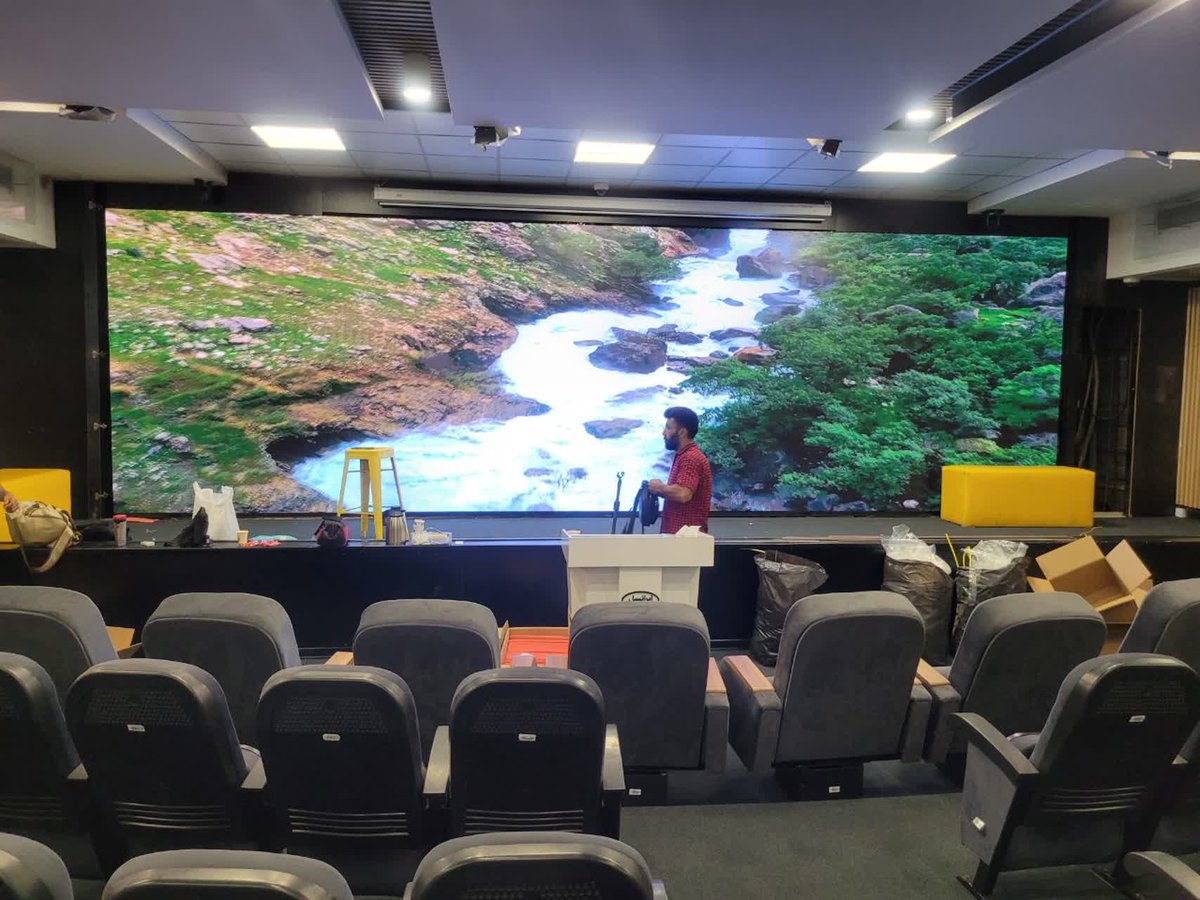 _USERDisplay's tweet image. USER LED displays light up every space—outdoor ads, mall columns, conference rooms, event stages, and home theaters. Bright &amp;amp; reliable.

📧 Contact: lois@usersdt.com
🌐 Website: userledscreen.com

#user #leddisplay #indoorled #outdoorled #visualsolutions