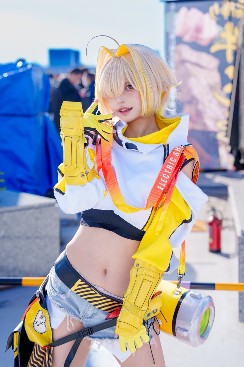 tofu_riu's tweet photo. 勝利の女神NIKKE｜Cosplay

エレグ

photo｜@sugiryun 
 #C107_cos  #C107  #NIKKEコミケ107 https://t.co/PoMcV65TVp