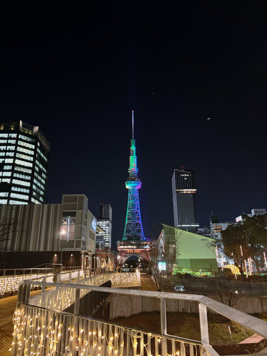 今日はこんな色でした🥰 レインボーなのかな🌈