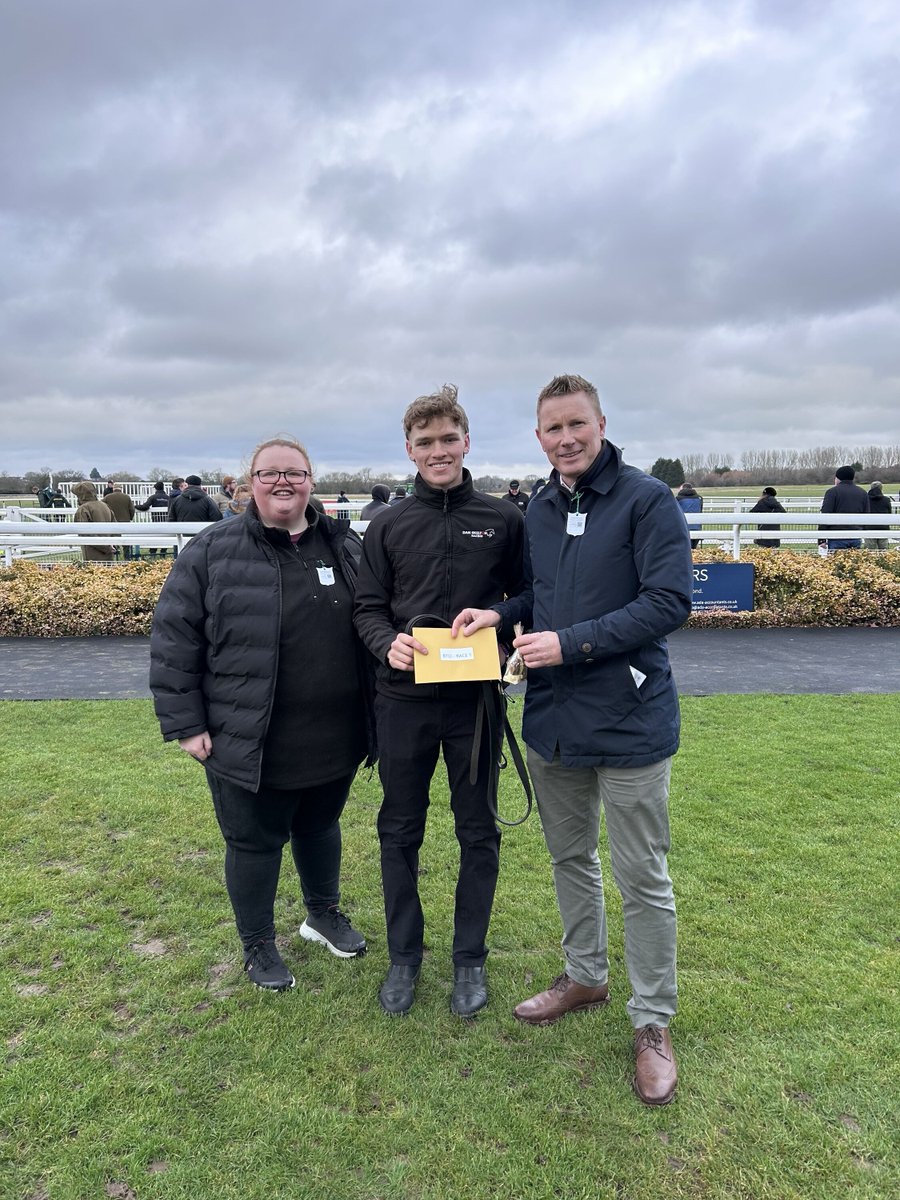 Hazelton Mountford tweet media