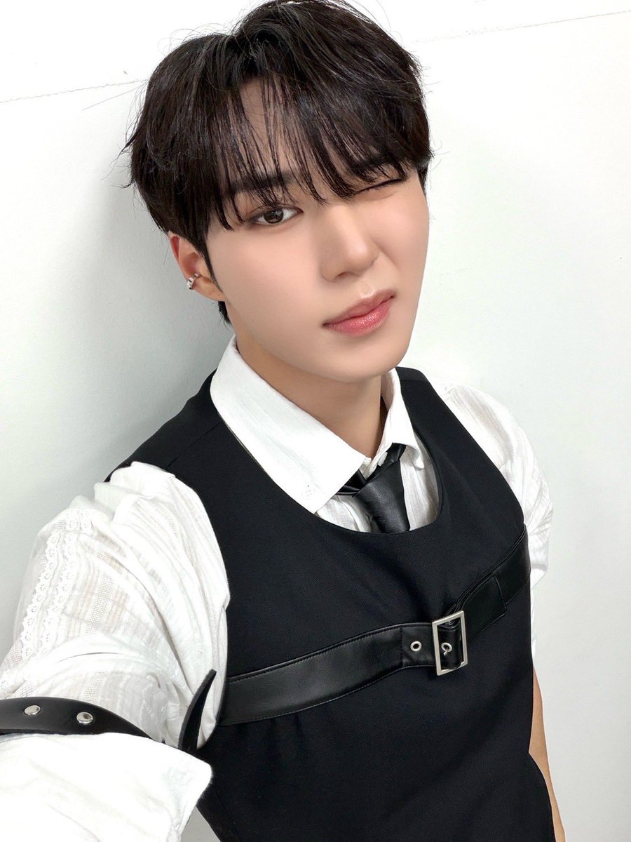 📸］Mnet Plus Chat｜260126更新🆙 💬ジュンソ デビューショー Chains