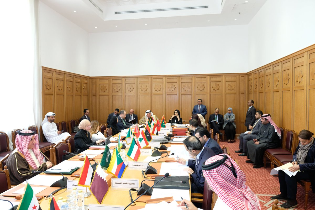 arableague_gs's tweet photo. الأمانة العامة تعقد الاجتماع السادس والستين "للجنة كبار المسؤولين العرب المعنية بقضايا الأسلحة النووية وغيرها من أسلحة الدمار الشامل.
https://t.co/CgqYM1WRUy https://t.co/EuiHw5D5aF