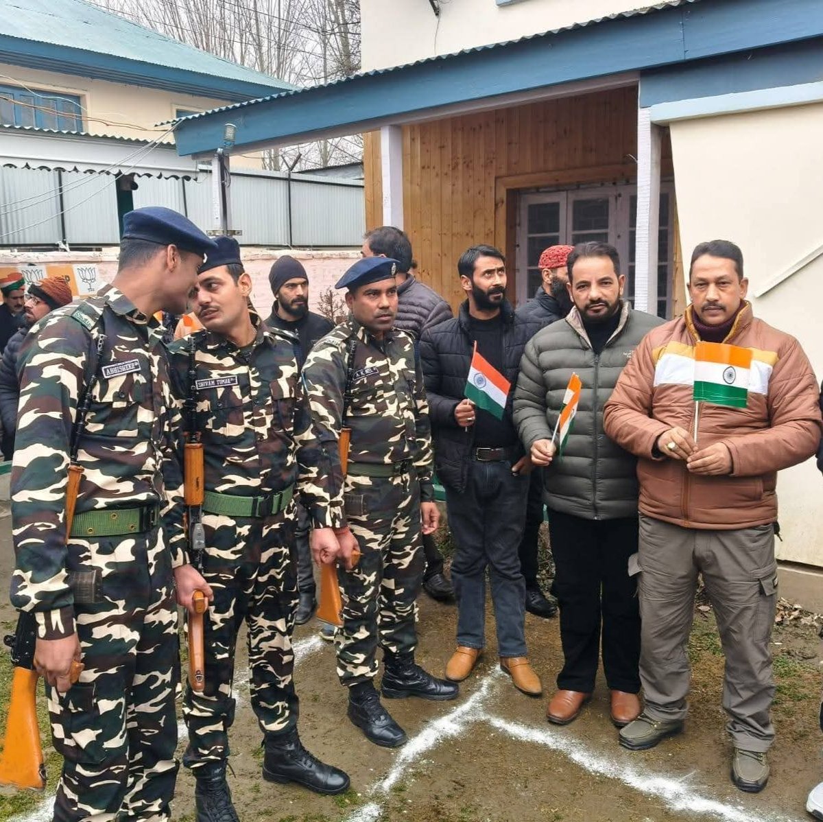 Rahilbhatrbco's tweet photo. 77th Republic Day Celebrations at BJP Hqrs Srinagar. 
#RepublicDay2026 #India🇮🇳 https://t.co/bfNofwT55X