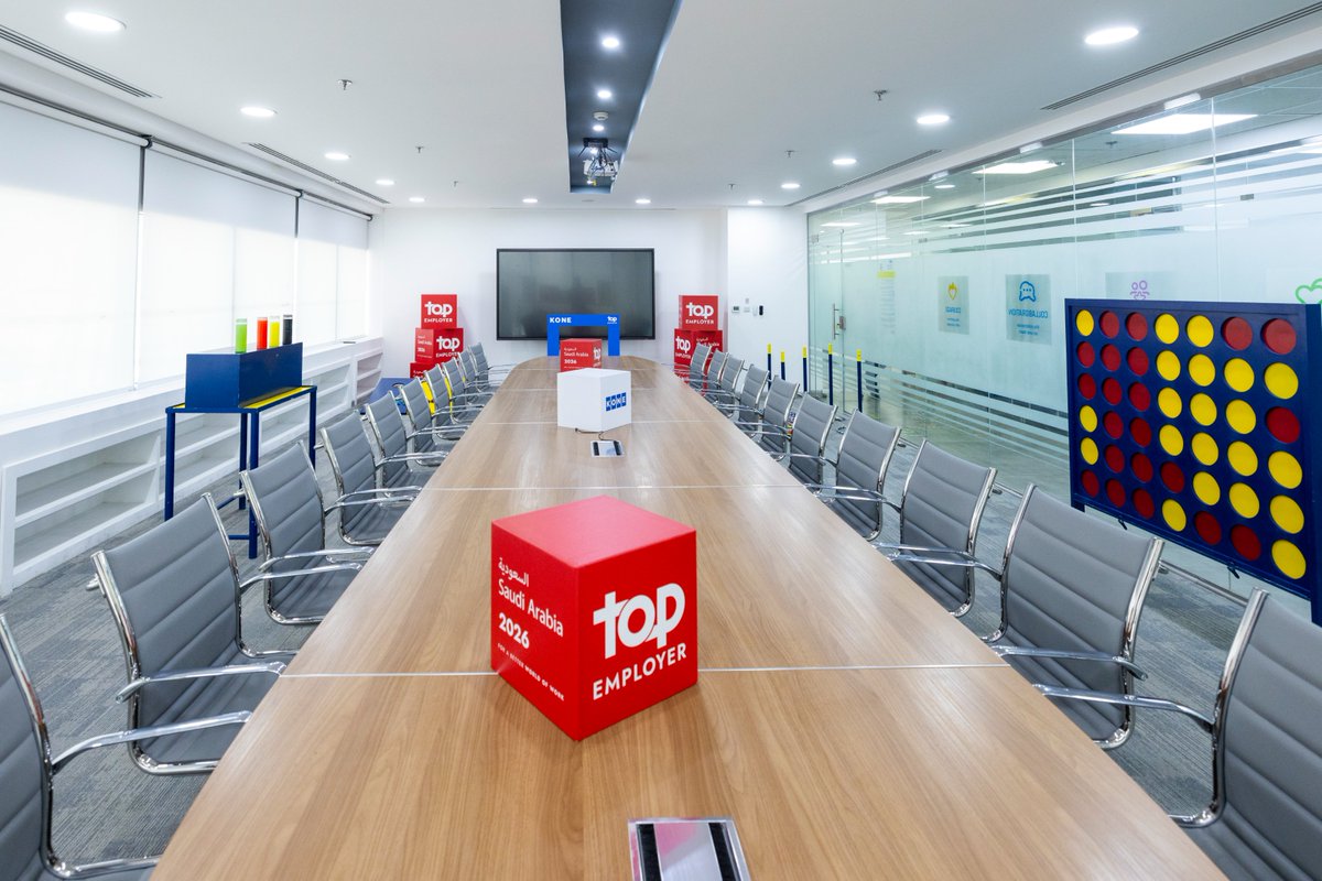 Creativity_EX's tweet image. في Creativity Experts نؤمن أن احتفاليات الشركات هي امتداد لهوية العلامة.
صممنا تجربة احتفالية راقية لشركة KONE في الرياض وجدة، جمعت بين التصميم الذكي، التفاعل، ورسالة تقدير حقيقية لفريق العمل.
لأن التفاصيل… هي ما تصنع الفارق.
#CreativityExperts
#CorporateEvents
#SaudiEvents