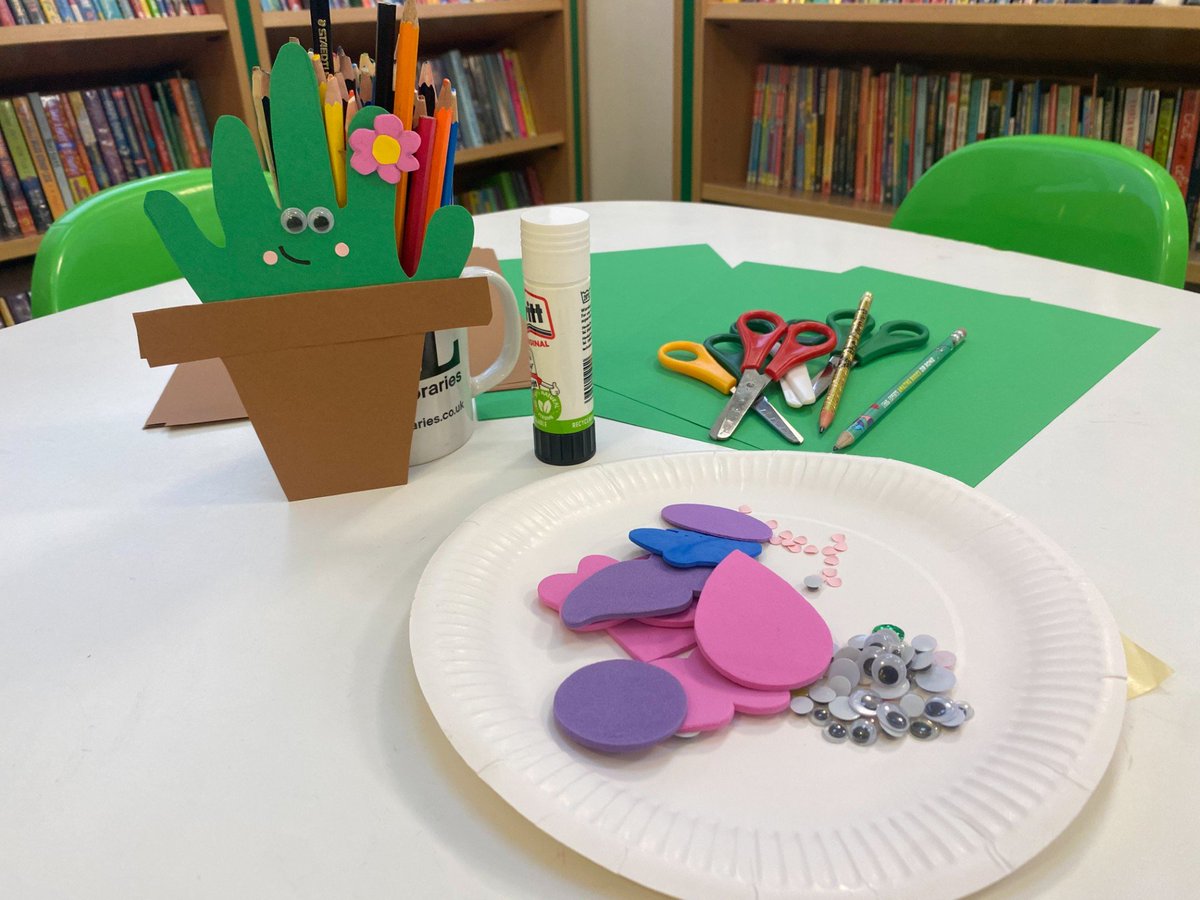 Llyfrgell Nelson | Nelson Library tweet media