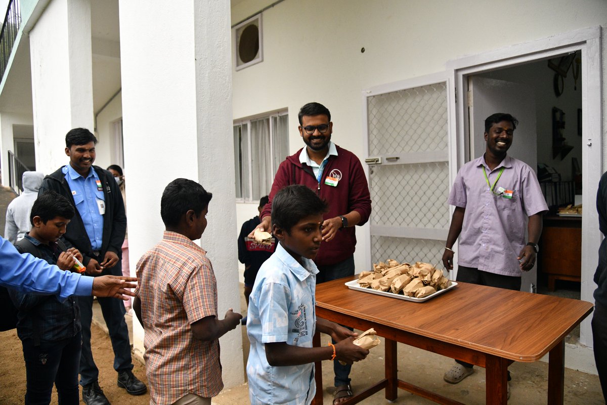 IIABengaluru's tweet photo. The 77th #RepublicDay was celebrated at the Vainu Bappu Observatory in #Kavalur #VBO
@IndiaDST @karandi65 @fiddlingstars @VBOKavalur @kodaiastronomy @doot_iia @CosmosMysuru #RepublicDayIndia https://t.co/IZLc3EET53
