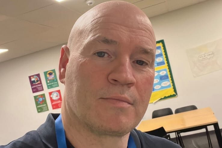 FENews's tweet photo. From single father taxi driver to teacher: how the transformative power of Higher Education helped Derek change his career later in life: While he may have enjoyed school, it’s fair to say that Derek… https://t.co/Plpm0DFX4W #SocialImpactNewsAccessibilityNewsFENews #Studentview https://t.co/wGm1ykWOEx