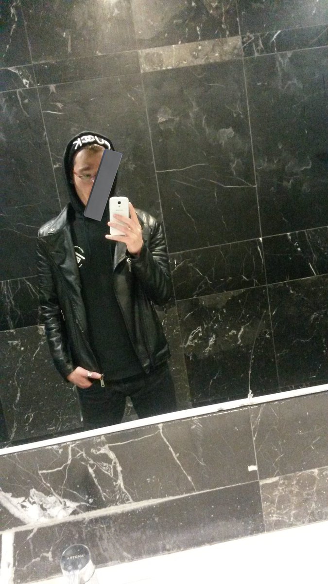 Bi gün amfiye başımda ha şu fuck beresiyle girdim, iki hafta konuştular mna koyim. Kim neyi farketmiyor? #throwback olsun bari jdjdjdjdjd