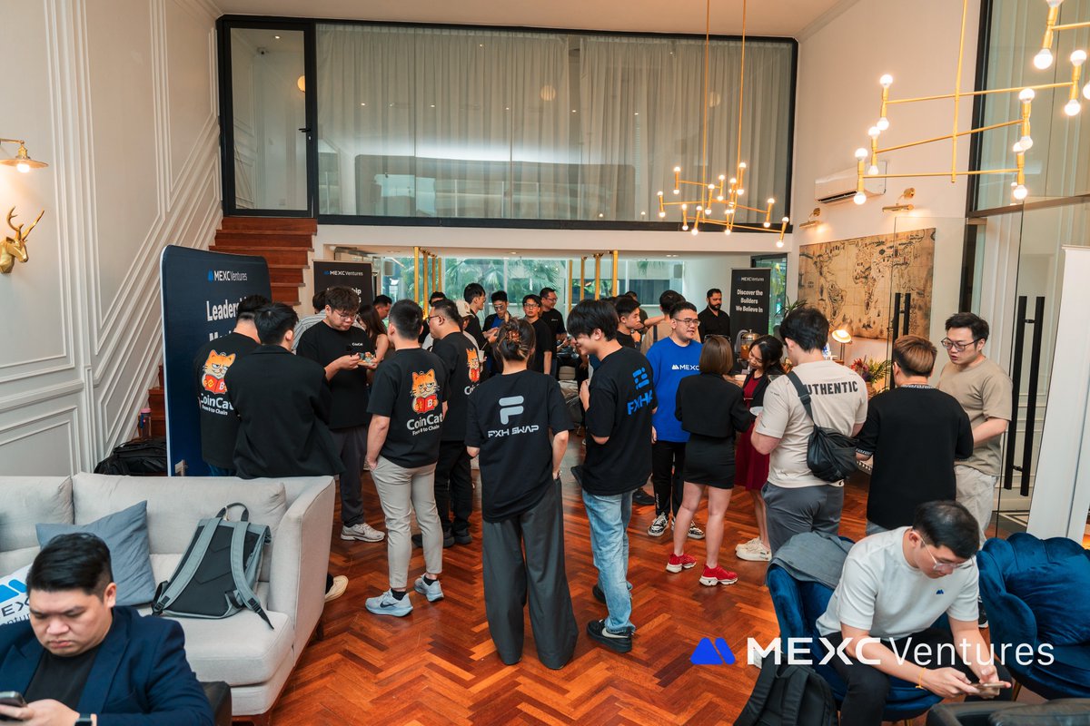 MVENTURE_MAL's tweet photo. #MEXC Leadership Meet ✨

@MVenturesLabs brought together Web3 leaders for meaningful conversations, featuring a keynote and fireside chat with MEXC CSO @cecilia_hsueh.

The event wrapped up with a special prize giving session to celebrate outstanding achievements 🎉

Let’s continue to build together 🚀#MEXCEventRocks